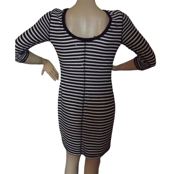 Express Medium Black White Striped Sequin Shift Scoop Back Sweater Dress (M 8-10 - Picture 5 of 9
